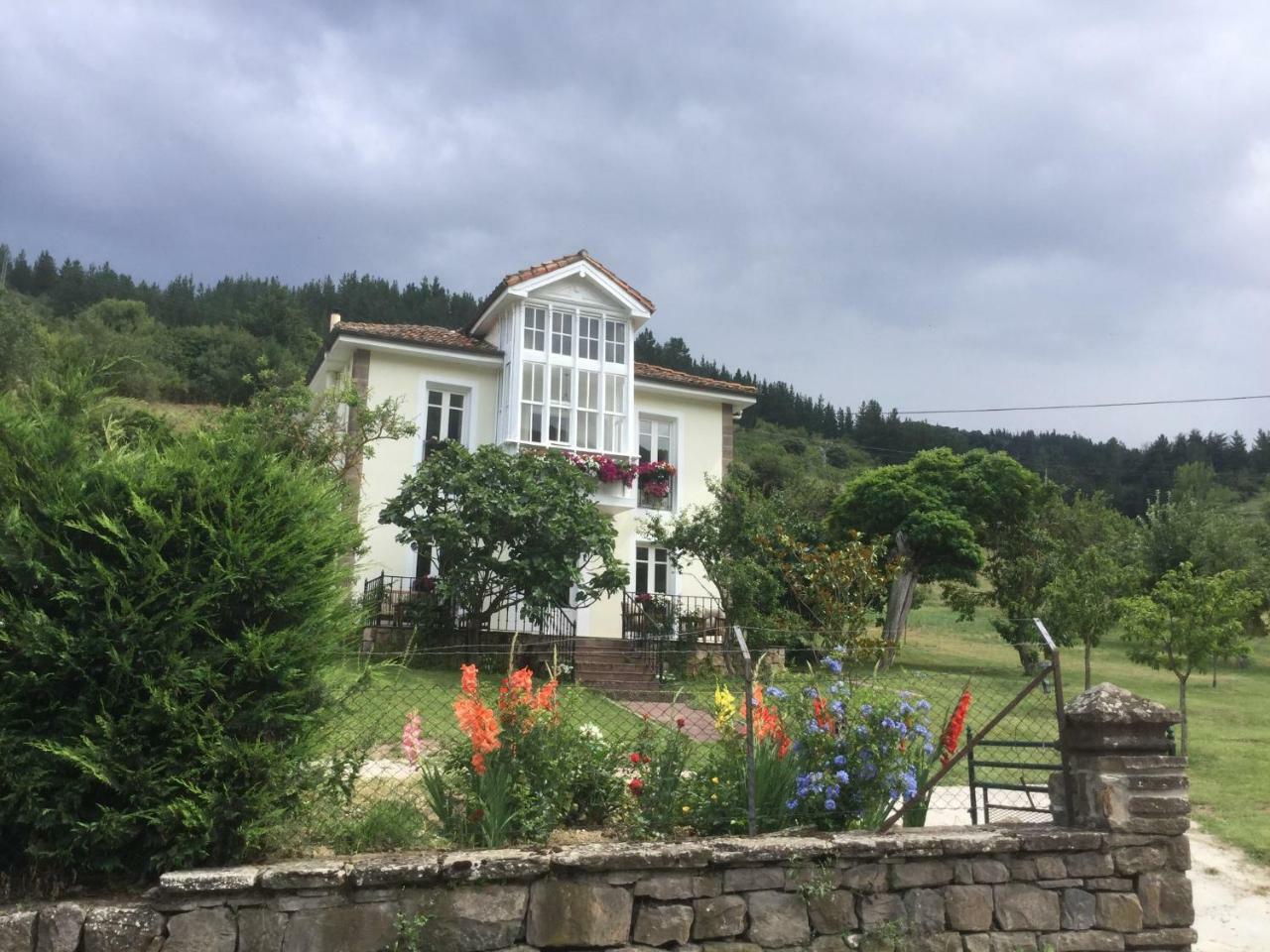 Villa Elena Potes Kültér fotó